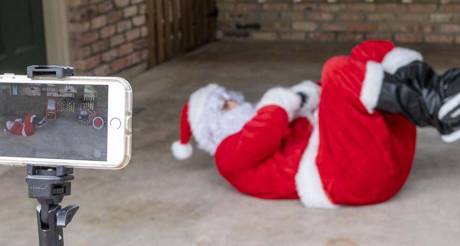 Baton Rouge P.E. teacher makes exercise virtual with a little help from Santa Claus